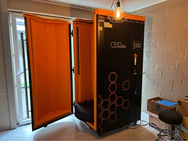 2021 cryospace jbg2 whole body cryotherapy chamber (wbc) - afbeelding 13 van  18