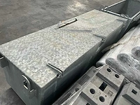 2021 eichinger metalen opbergkist met inhoud - afbeelding 4 van  9