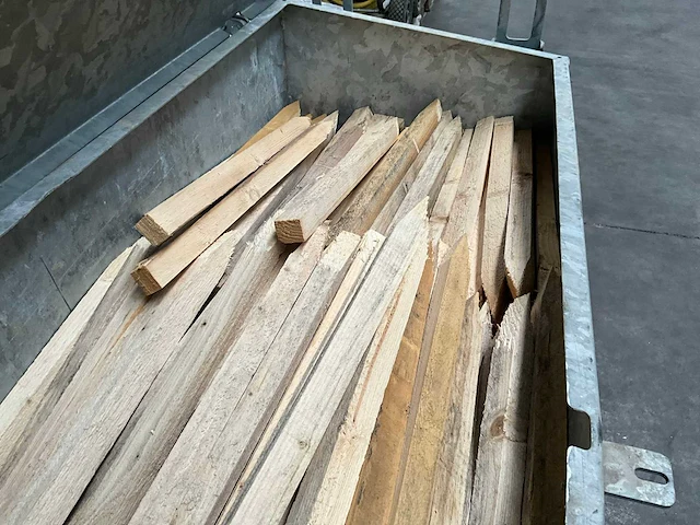 2021 eichinger metalen opbergkist met inhoud - afbeelding 7 van  9