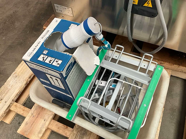 2021 electrolux eppwelgfb wasmachine voor ppe-kledij - afbeelding 14 van  14