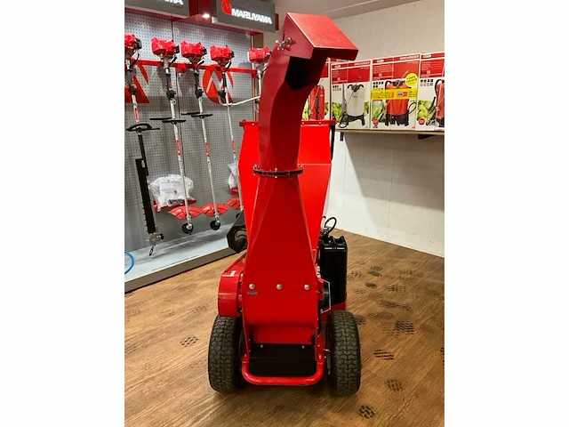2021 gts 1800wd zelfrijdende houthakselaar honda motor 21hp max 120mm diameter - afbeelding 10 van  16