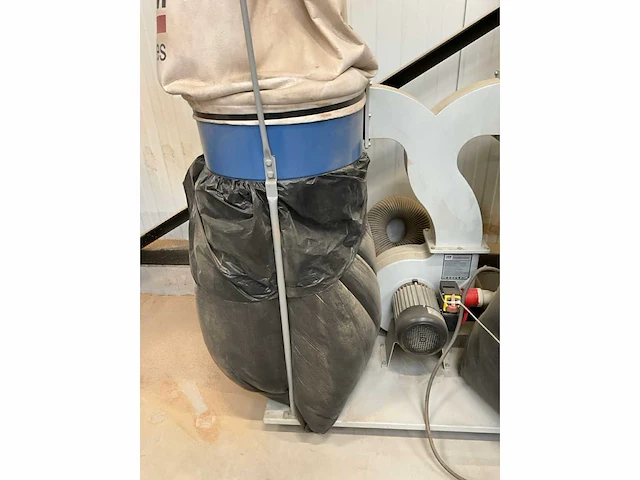 2021 hbm 300 stofafzuiginstallatie - afbeelding 2 van  5