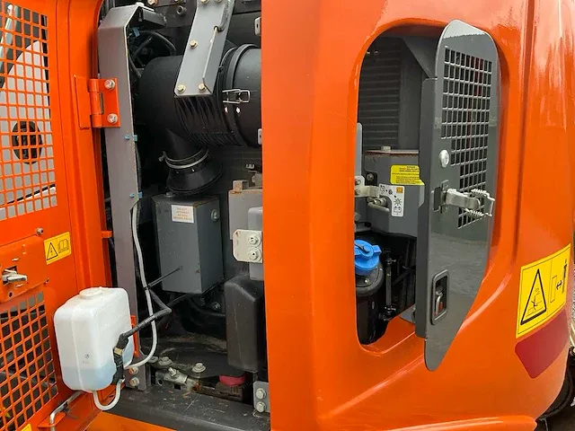 2021 hitachi zx135usbl-6 rupsgraafmachine - afbeelding 17 van  28