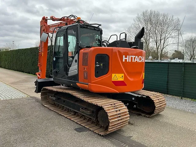 2021 hitachi zx135usbl-6 rupsgraafmachine - afbeelding 25 van  28