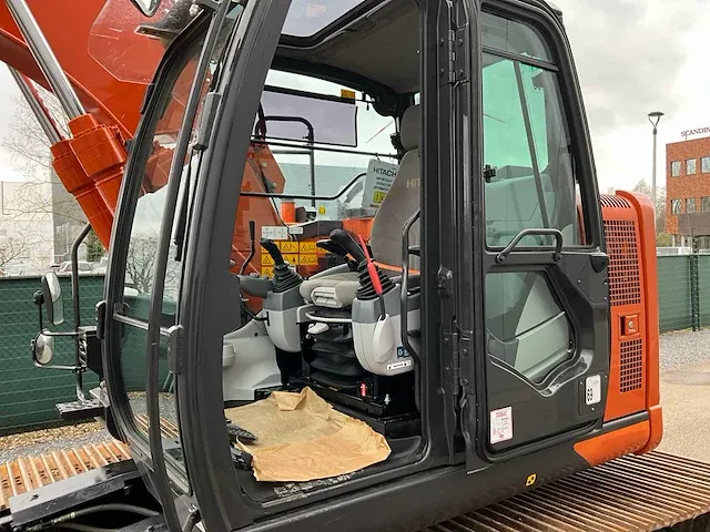 2021 hitachi zx135usbl-6 rupsgraafmachine - afbeelding 26 van  28