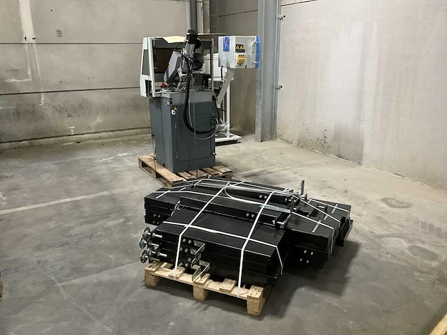 2021 hydmech sénatrice cobra 352 sx evo afkortcirkelzaagmachine semi automatisch - afbeelding 7 van  27