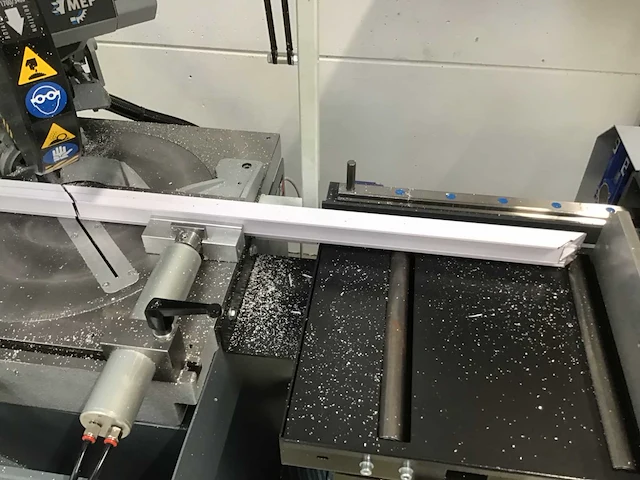 2021 hydmech sénatrice cobra 352 sx evo afkortcirkelzaagmachine semi automatisch - afbeelding 9 van  27