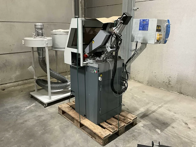 2021 hydmech sénatrice cobra 352 sx evo afkortcirkelzaagmachine semi automatisch - afbeelding 1 van  27