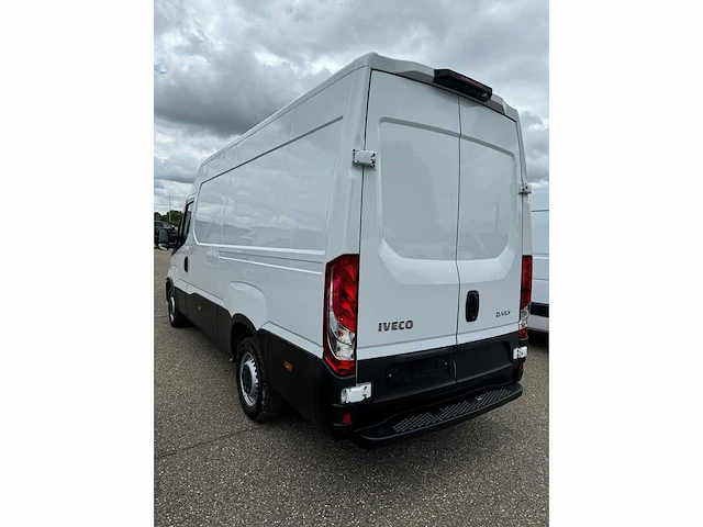 2021 iveco daily 35s14 - afbeelding 14 van  20