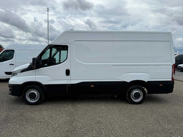 2021 iveco daily 35s14 - afbeelding 17 van  20