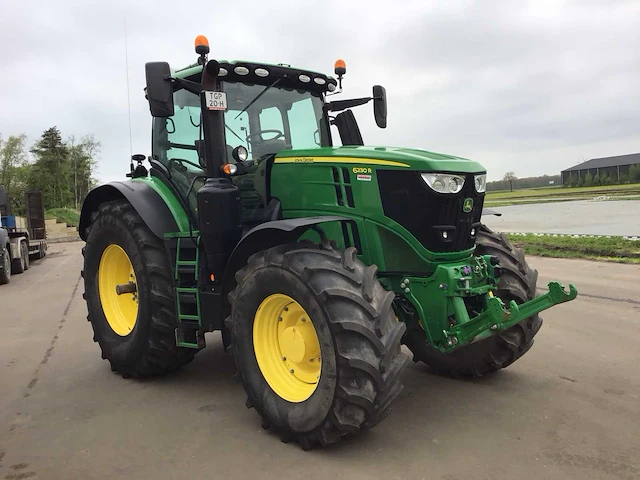 2021 john deere 6230r tractor - afbeelding 30 van  32