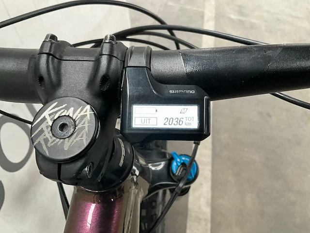 2021 kona remote 130 elektrische mountainbike (l) - afbeelding 12 van  15