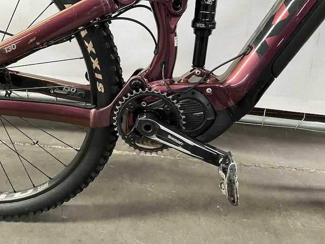 2021 kona remote 130 elektrische mountainbike (l) - afbeelding 14 van  15