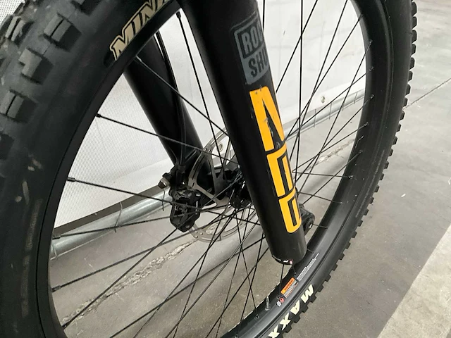 2021 kona remote 160 elektrische mountainbike (l) - afbeelding 6 van  19