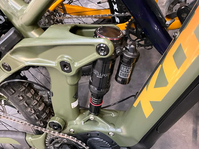 2021 kona remote 160 elektrische mountainbike (m) - afbeelding 6 van  15