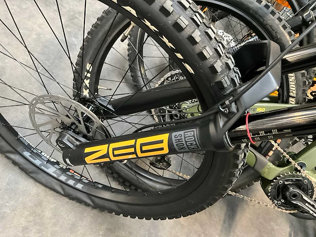 2021 kona remote 160 elektrische mountainbike (m) - afbeelding 11 van  20