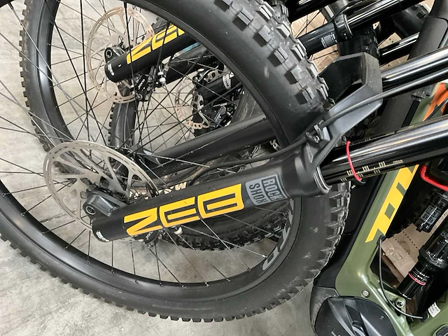 2021 kona remote 160 elektrische mountainbike (m) - afbeelding 7 van  16