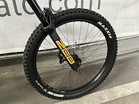 2021 kona remote 160 elektrische mountainbike (xl) - afbeelding 9 van  16