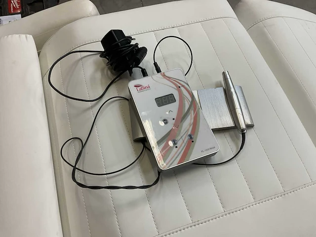 2021 labina pl-1000 mobil pigmenteerapparaat - afbeelding 1 van  4