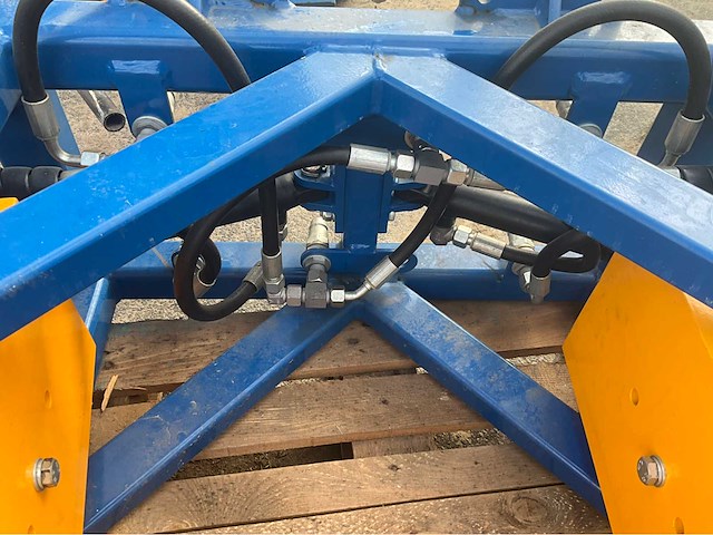 2021 lommers automatische 3-rijer steek en snoeimachine - afbeelding 3 van  39