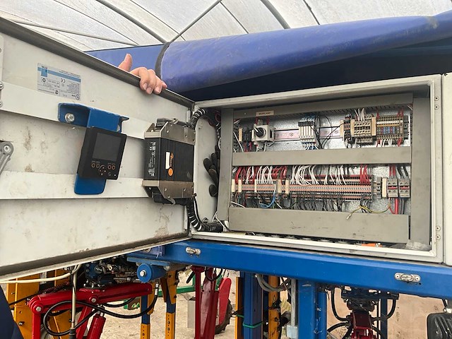 2021 lommers automatische 3-rijer steek en snoeimachine - afbeelding 28 van  39