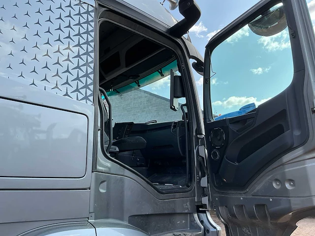 2021 mercedes-benz 963-4-e trekker met kipper (schwarzmuller) - afbeelding 10 van  37