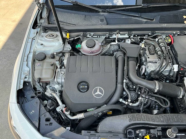 2021 mercedes-benz a 250 e amg pakket personenauto - afbeelding 7 van  44