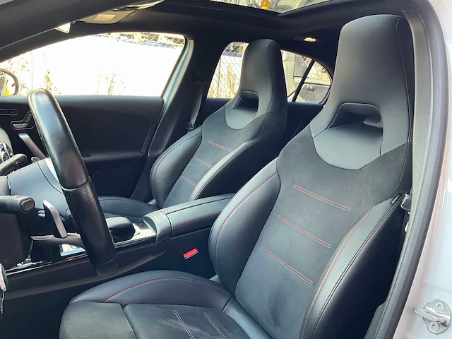 2021 mercedes-benz a 250 e amg pakket personenauto - afbeelding 17 van  44