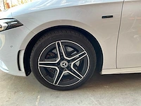 2021 mercedes-benz a 250 e amg pakket personenauto - afbeelding 2 van  44