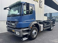 2021 mercedes-benz axor 1833 vrachtwagen met optreksysteem - afbeelding 1 van  4