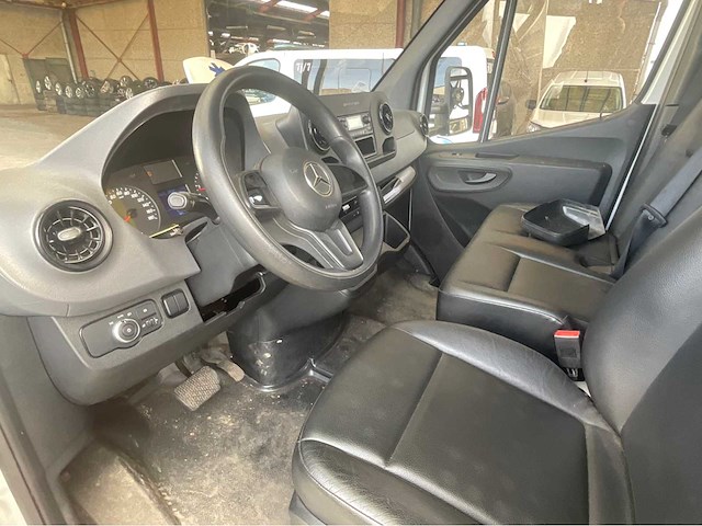 2021 mercedes-benz sprinter 214 cdi auto - afbeelding 2 van  33
