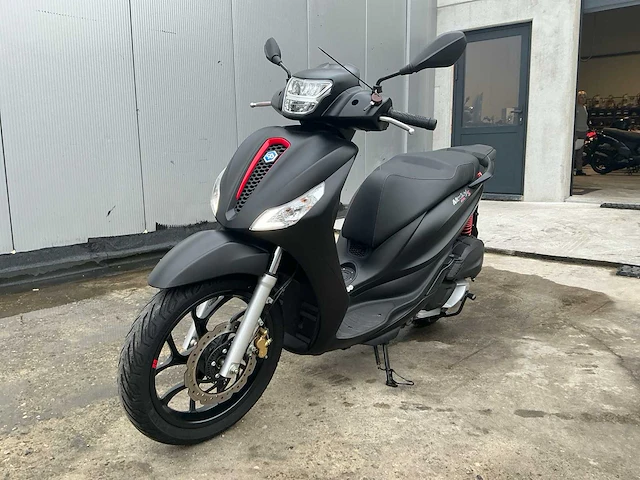 2021 piaggio medley 125 motorfiets - afbeelding 1 van  13