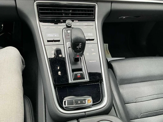 2021 porsche panamera e-hybrid personenauto - afbeelding 13 van  26
