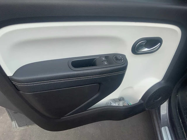 2021 renault twingo z.e. personenauto - afbeelding 11 van  23