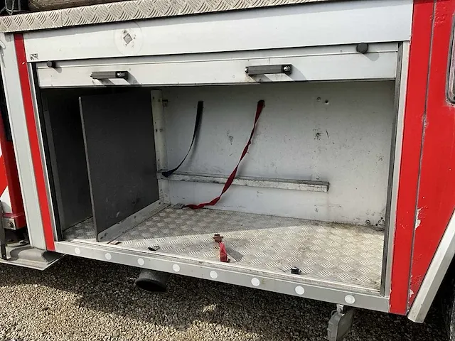 2021 scania db6x2s2/10k vrachtwagen met bronto hoogwerker - afbeelding 15 van  51