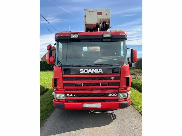 2021 scania db6x2s2/10k vrachtwagen met bronto hoogwerker - afbeelding 12 van  51