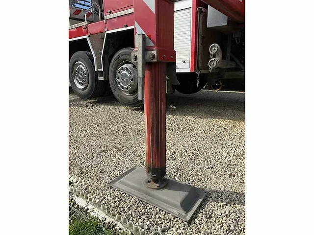 2021 scania db6x2s2/10k vrachtwagen met bronto hoogwerker - afbeelding 24 van  51