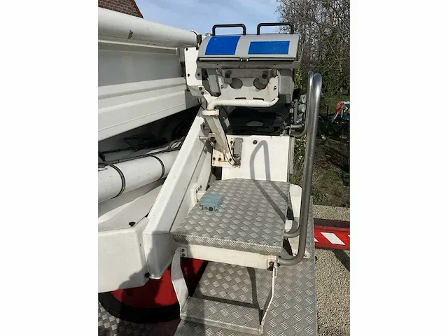 2021 scania db6x2s2/10k vrachtwagen met bronto hoogwerker - afbeelding 40 van  51