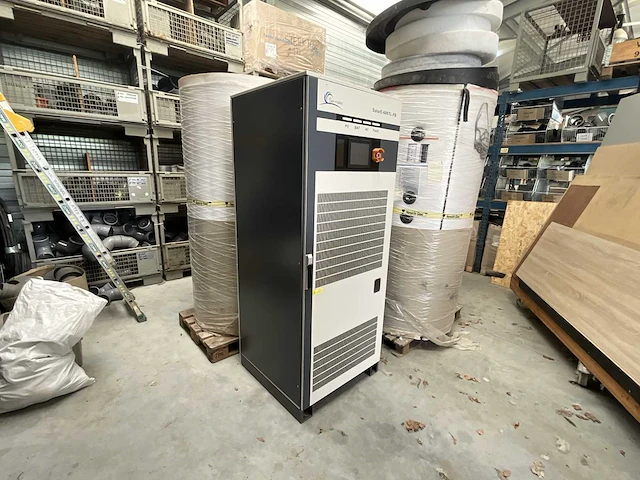 2021 sermatec solare 60ktl fb offgrid omvormer - afbeelding 1 van  16