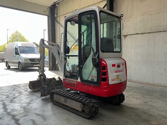 2021 takeuchi tb216 minigraafmachine - afbeelding 26 van  28