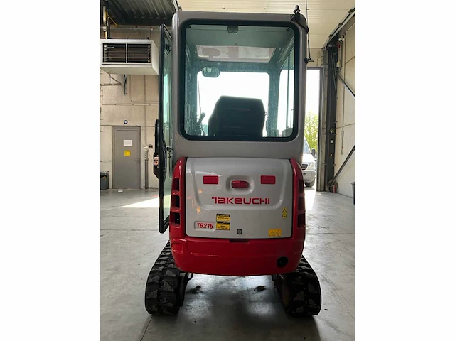 2021 takeuchi tb216 minigraafmachine - afbeelding 25 van  28
