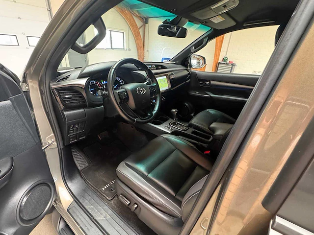 2021 toyota hilux - afbeelding 21 van  40