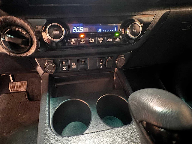 2021 toyota hilux - afbeelding 28 van  40