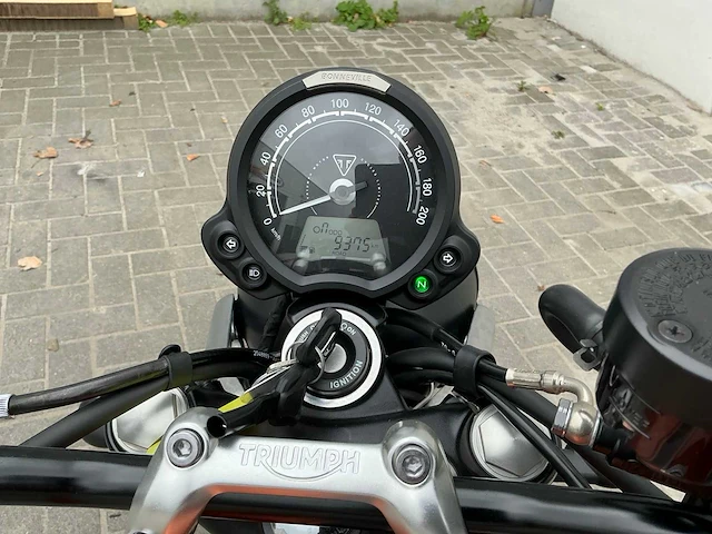 2021 triumph street twin - afbeelding 9 van  21