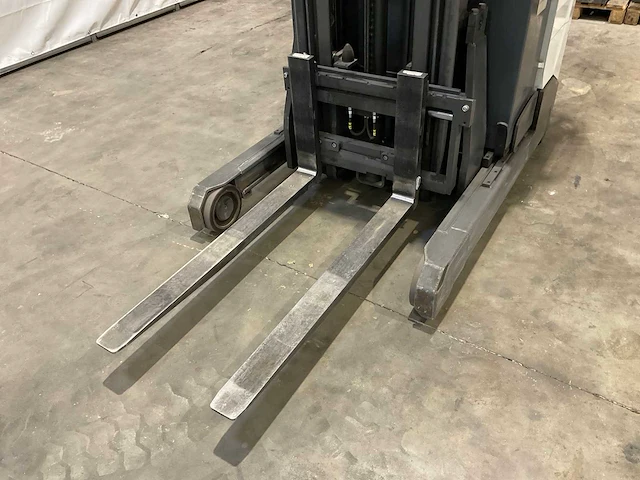 2021 unicarriers uls120 reach truck - afbeelding 15 van  16