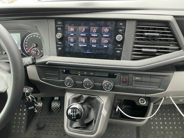 2021 volkswagen transporter kombi personenauto - afbeelding 11 van  34