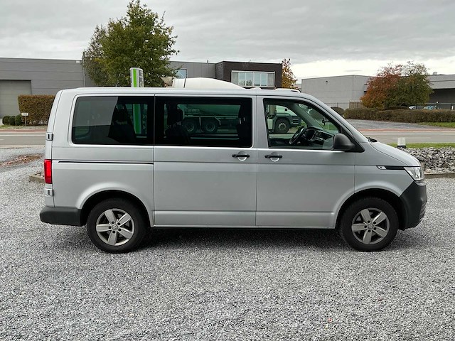 2021 volkswagen transporter kombi personenauto - afbeelding 31 van  34