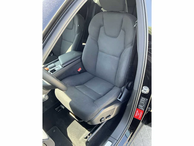 2021 volvo xc60 d4 - afbeelding 7 van  37