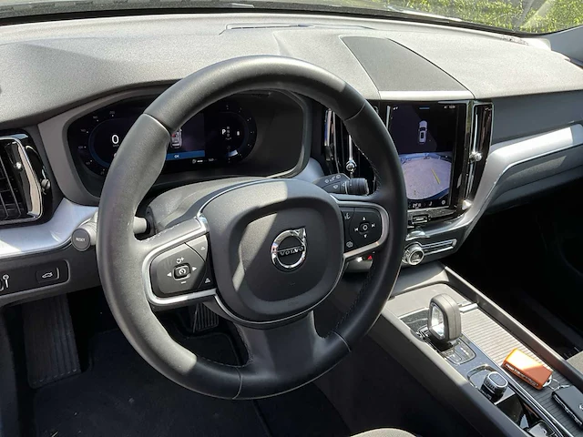 2021 volvo xc60 d4 - afbeelding 9 van  37