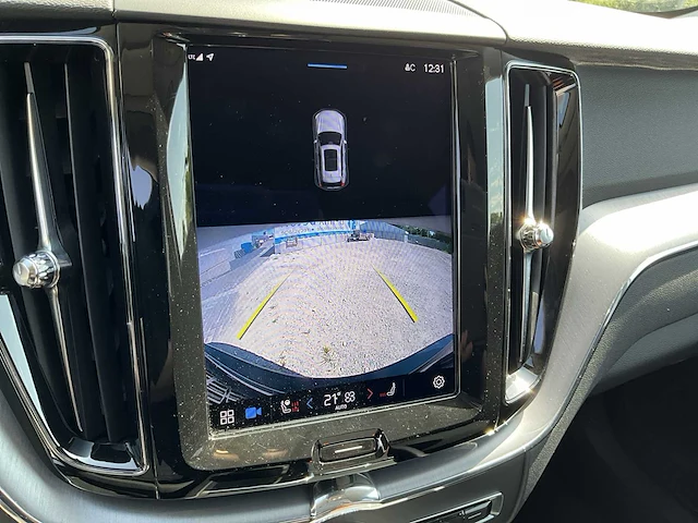2021 volvo xc60 d4 - afbeelding 13 van  37